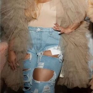 Elegant Ruffled Tulle Gown